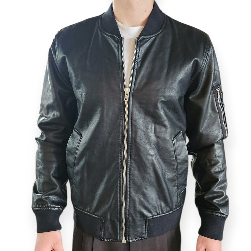 Abercrombie & Fitch Black Vegan Leather Bomber Full Zip Jacket like NEW Men Med